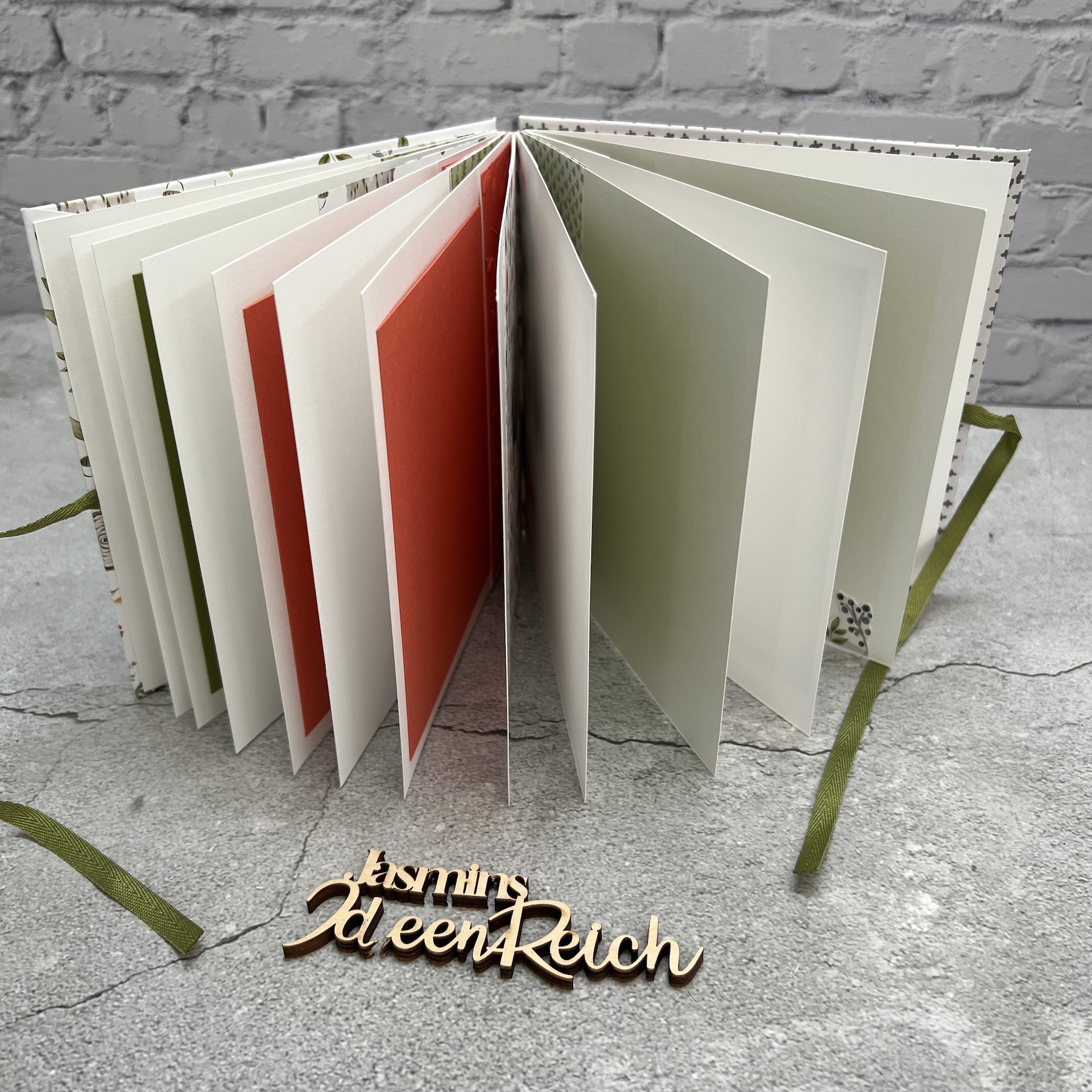 Frohlicher Wald Minialbum 3.jpeg